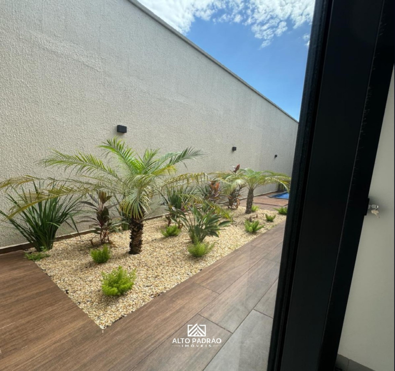 Apartamento, Santuário