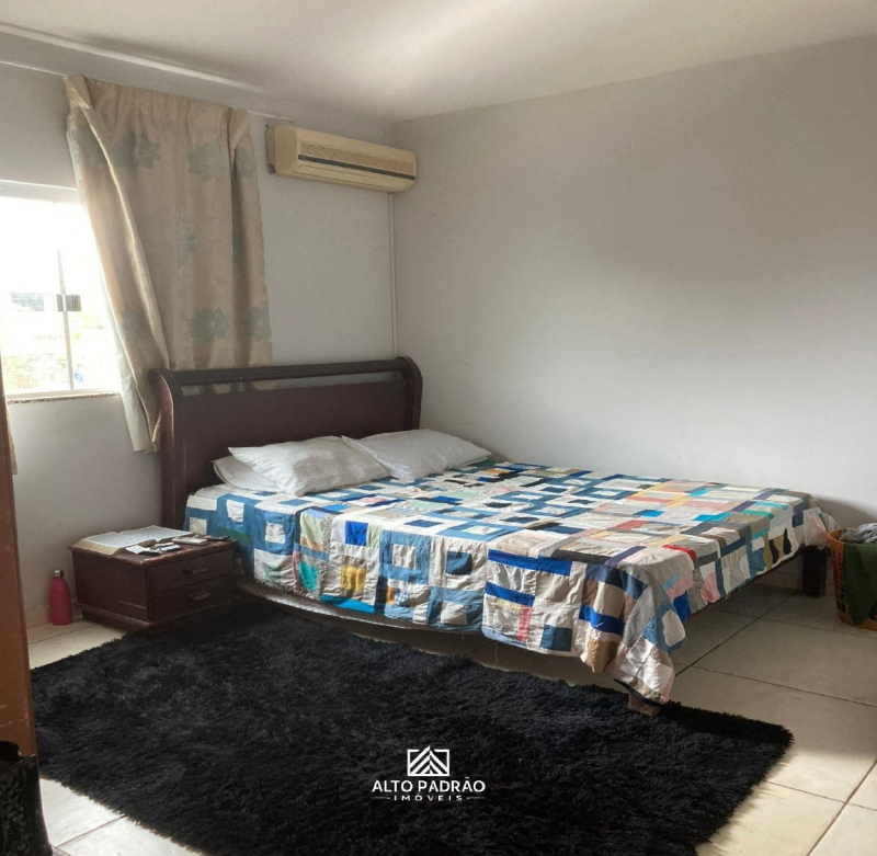 Apartamento, Eli Forte