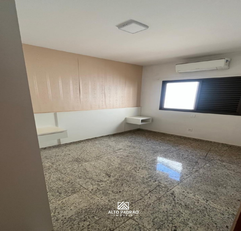 Apartamento, Sítios Santa Luzia